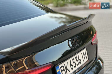 Седан Audi S4 2018 в 
