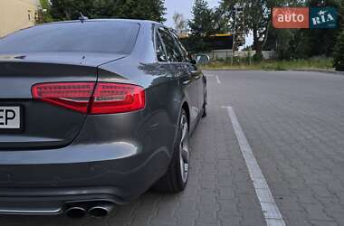 Седан Audi S4 2014 в 
