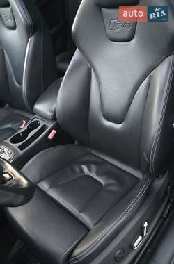 Седан Audi S4 2014 в 