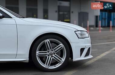 Седан Audi S4 2013 в 