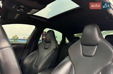 Седан Audi S4 2013 в 