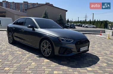 Седан Audi S4 2022 в 