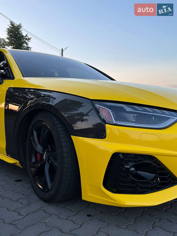 Седан Audi S4 2020 в Коломые