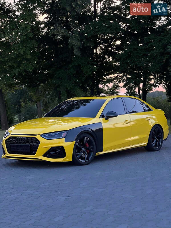 Седан Audi S4 2020 в Коломые