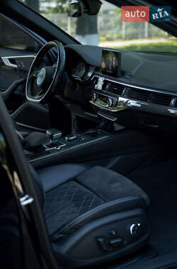 Седан Audi S4 2018 в 