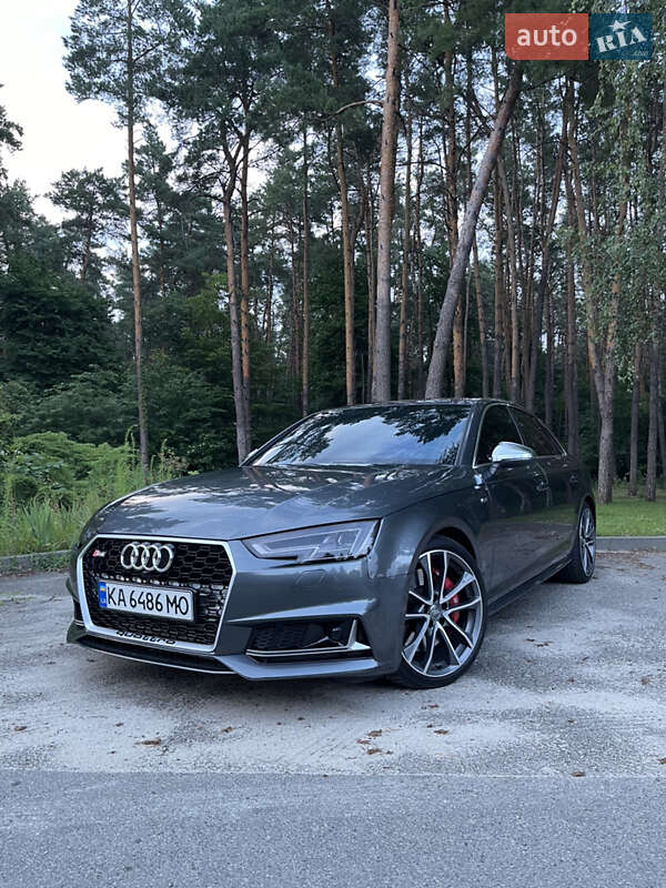 Audi S4 2017