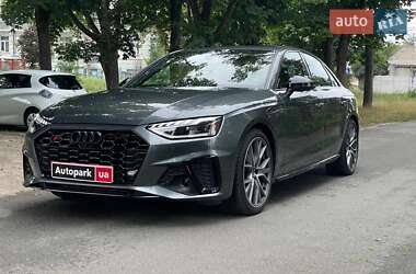 Седан Audi S4 2022 в Киеве