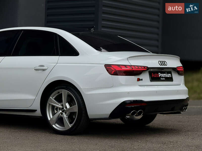 Седан Audi S4 2020 в Харькове