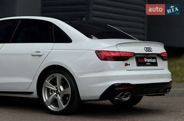 Седан Audi S4 2020 в 