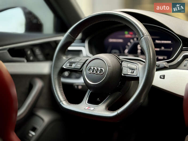 Седан Audi S4 2020 в Харькове