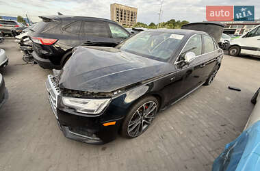 Седан Audi S4 2017 в Львове