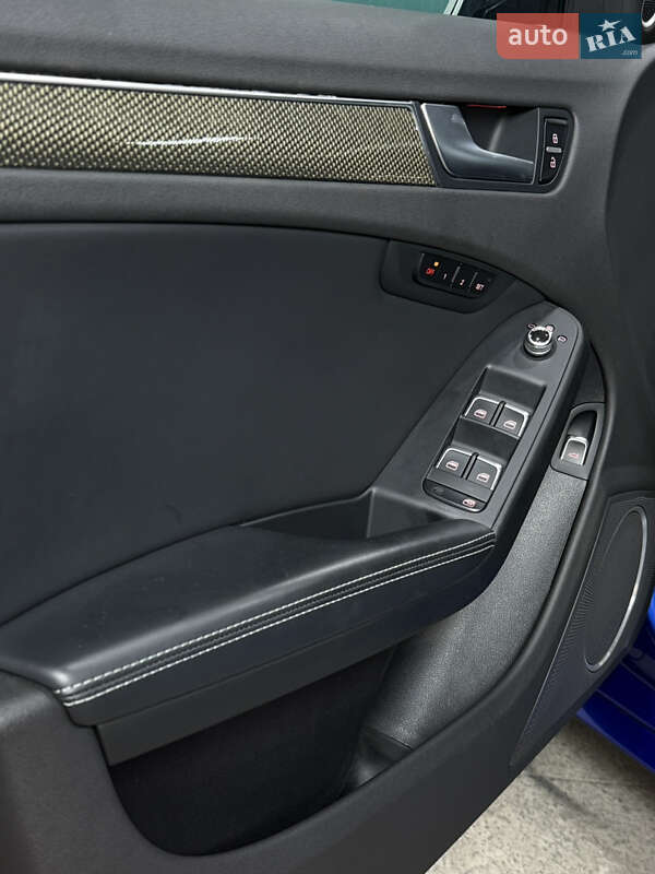 Седан Audi S4 2014 в Одессе
