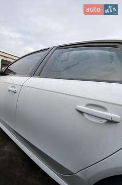 Седан Audi S4 2013 в 