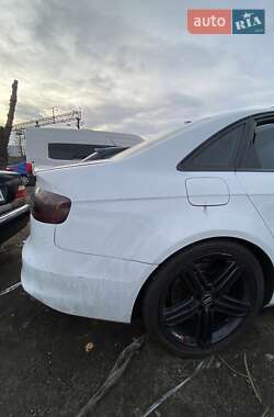 Седан Audi S4 2013 в 
