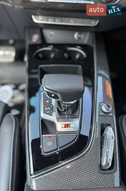 Седан Audi S4 2022 в 