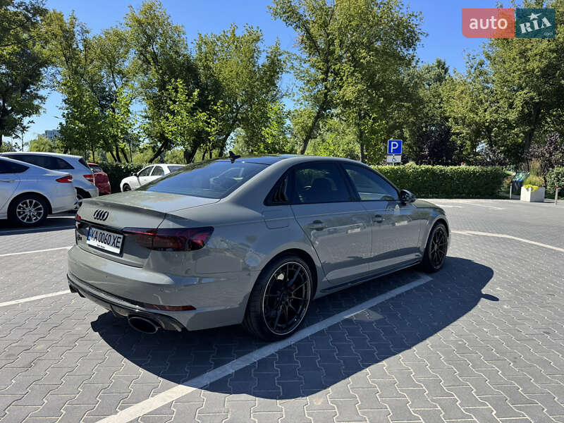 Седан Audi S4 2018 в Киеве фото 16 Седан Audi S4 2018 в Киеве