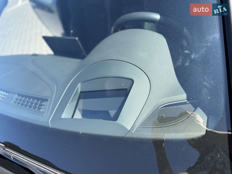 Седан Audi S4 2018 в Киеве