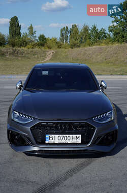 Седан Audi S4 2017 в Полтаві