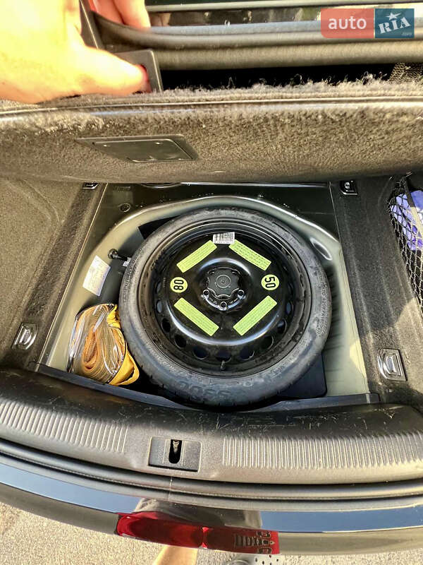 Седан Audi S4 2014 в Киеве