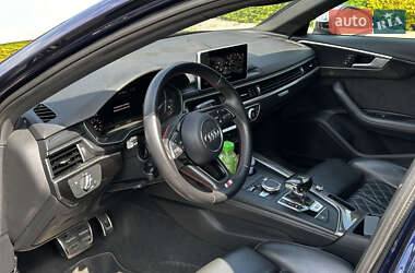 Седан Audi S4 2019 в 