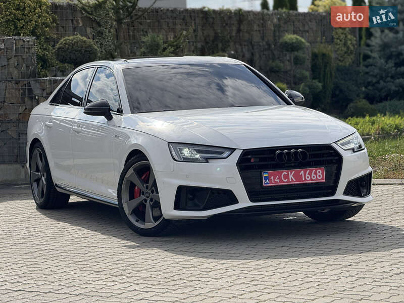 Седан Audi S4 2018 в 