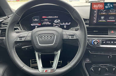 Седан Audi S4 2022 в Дніпрі