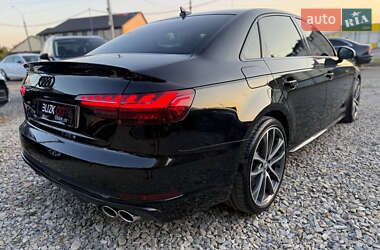 Седан Audi S4 2019 в 