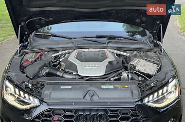 Седан Audi S4 2019 в 