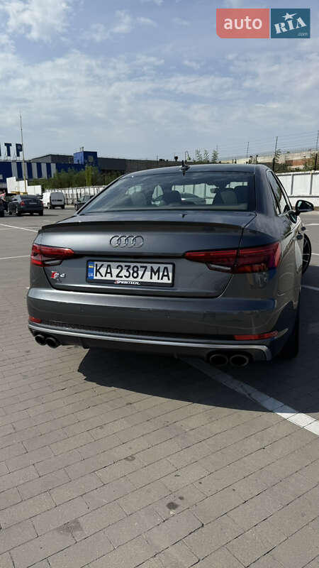 Седан Audi S4 2017 в Белой Церкви