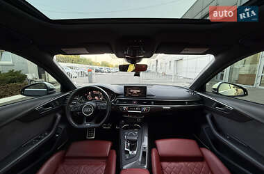 Седан Audi S4 2018 в 