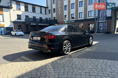 Седан Audi S4 2018 в 