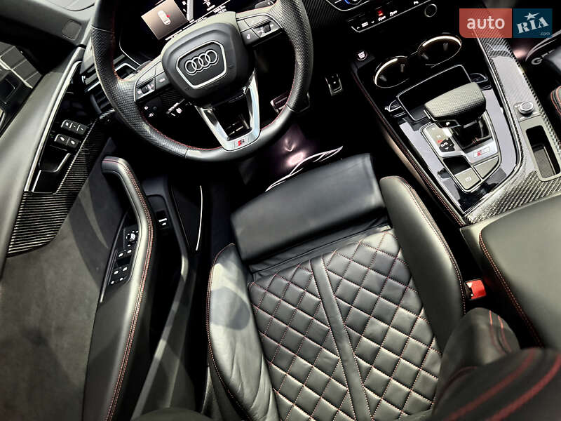 Седан Audi S4 2022 в Киеве