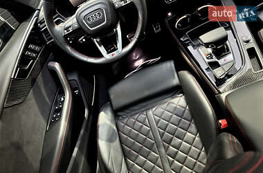 Седан Audi S4 2022 в 