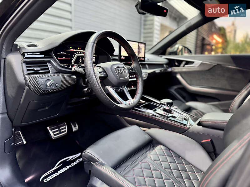 Седан Audi S4 2022 в Киеве