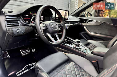 Седан Audi S4 2022 в 