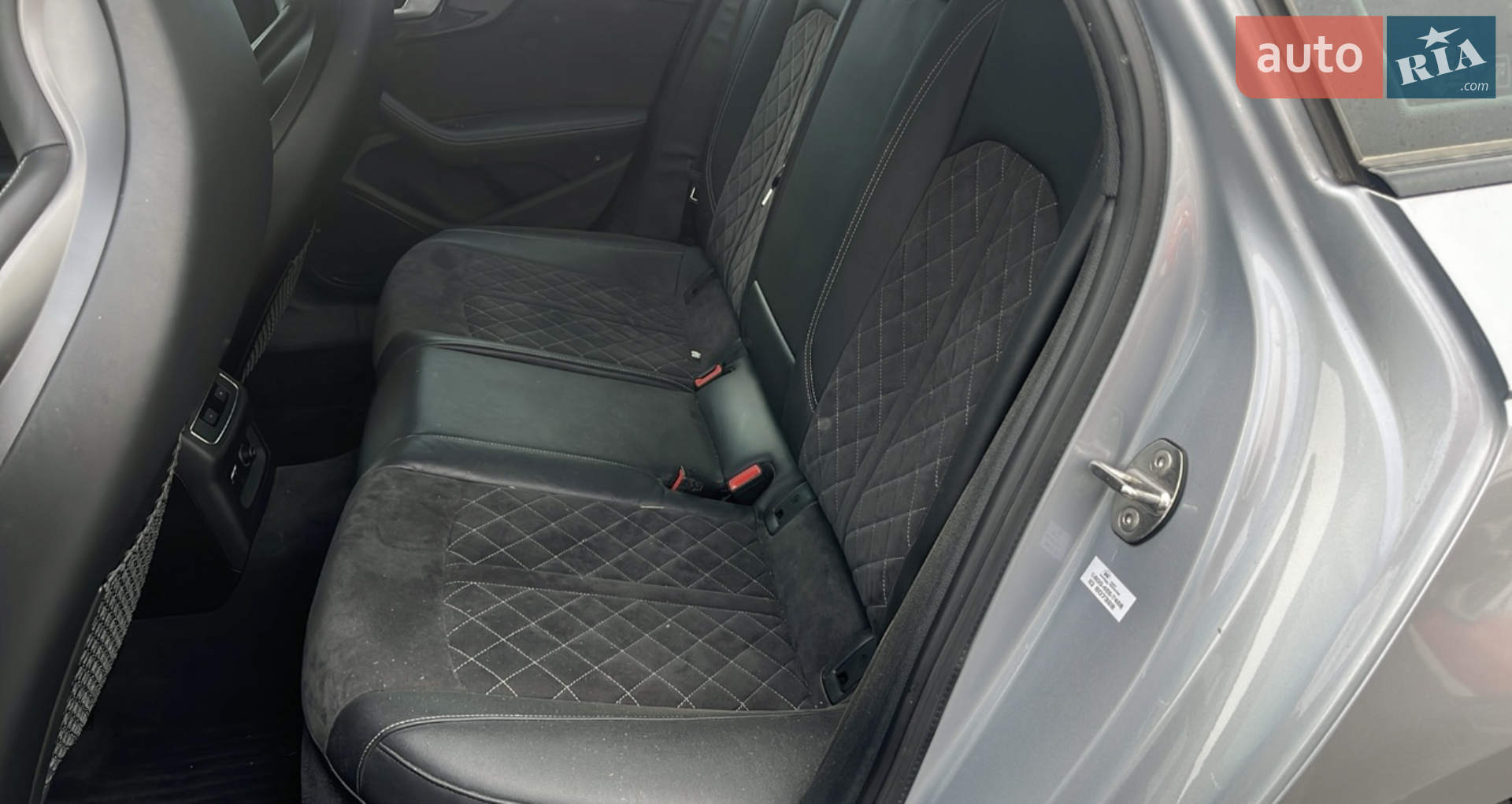2019 Audi S4 - мініатюра 8