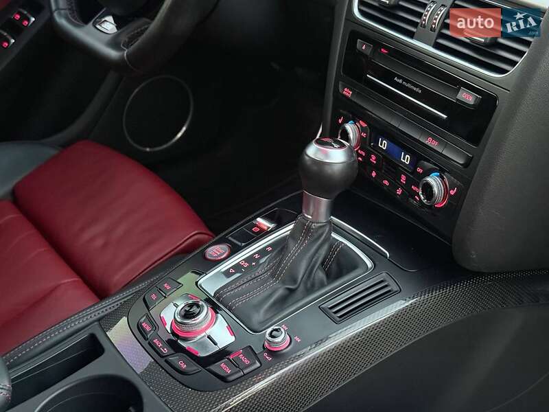 Седан Audi S4 2015 в Харькове