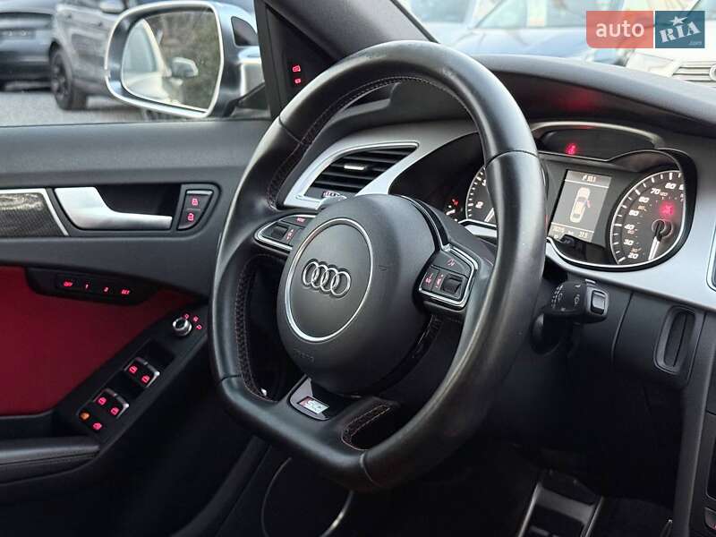 Седан Audi S4 2015 в Харькове