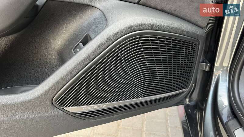Седан Audi S4 2019 в Вінниці