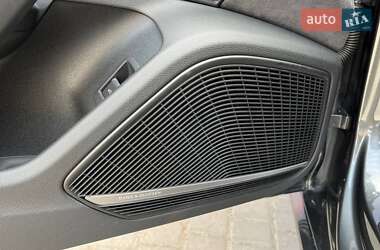 Седан Audi S4 2019 в 