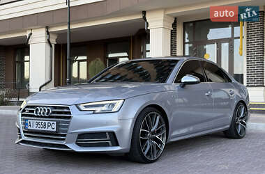 Седан Audi S4 2018 в 