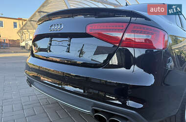 Седан Audi S4 2013 в 