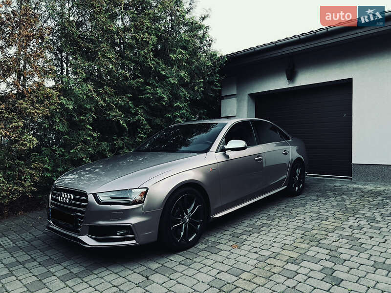 Седан Audi S4 2013 в Одессе