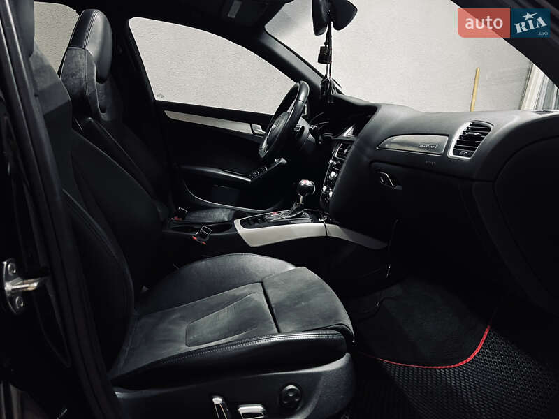 Седан Audi S4 2013 в Одессе