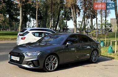 Седан Audi S4 2023 в 