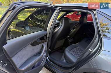 Седан Audi S4 2023 в 