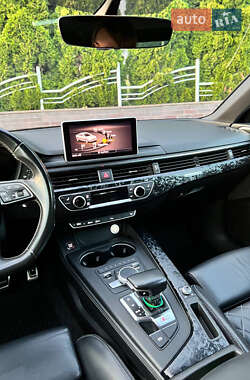 Седан Audi S4 2018 в Луцьку