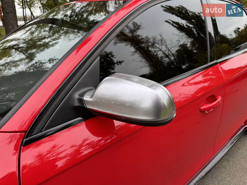 Седан Audi S4 2010 в Киеве