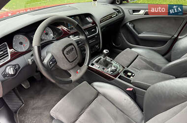 Седан Audi S4 2010 в  фото 34 Седан Audi S4 2010 в