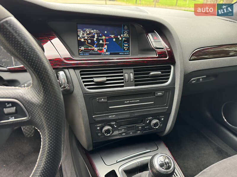 Седан Audi S4 2010 в Киеве